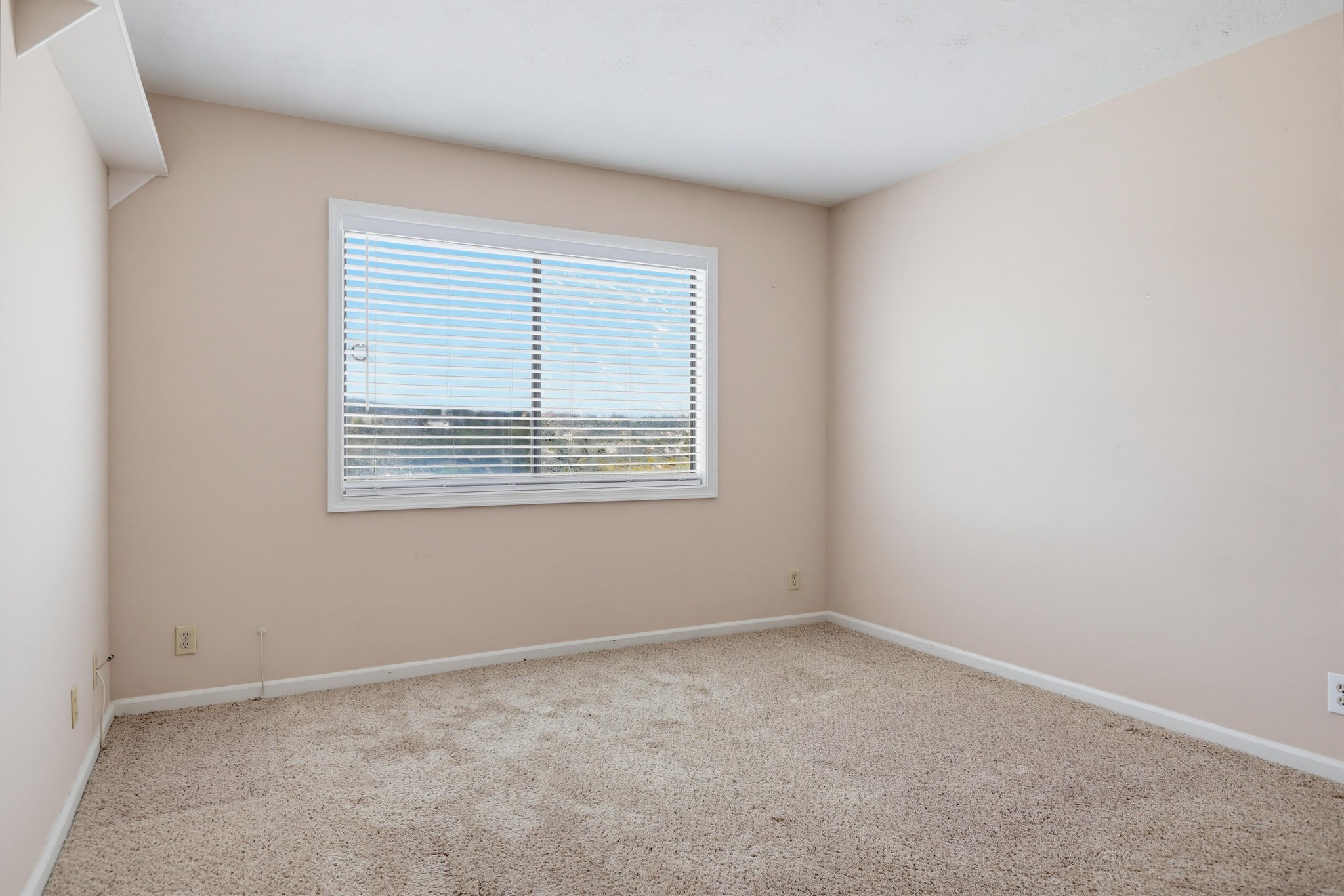 Virtual tour photo 58 of 97 for 23871 Pipit Ct