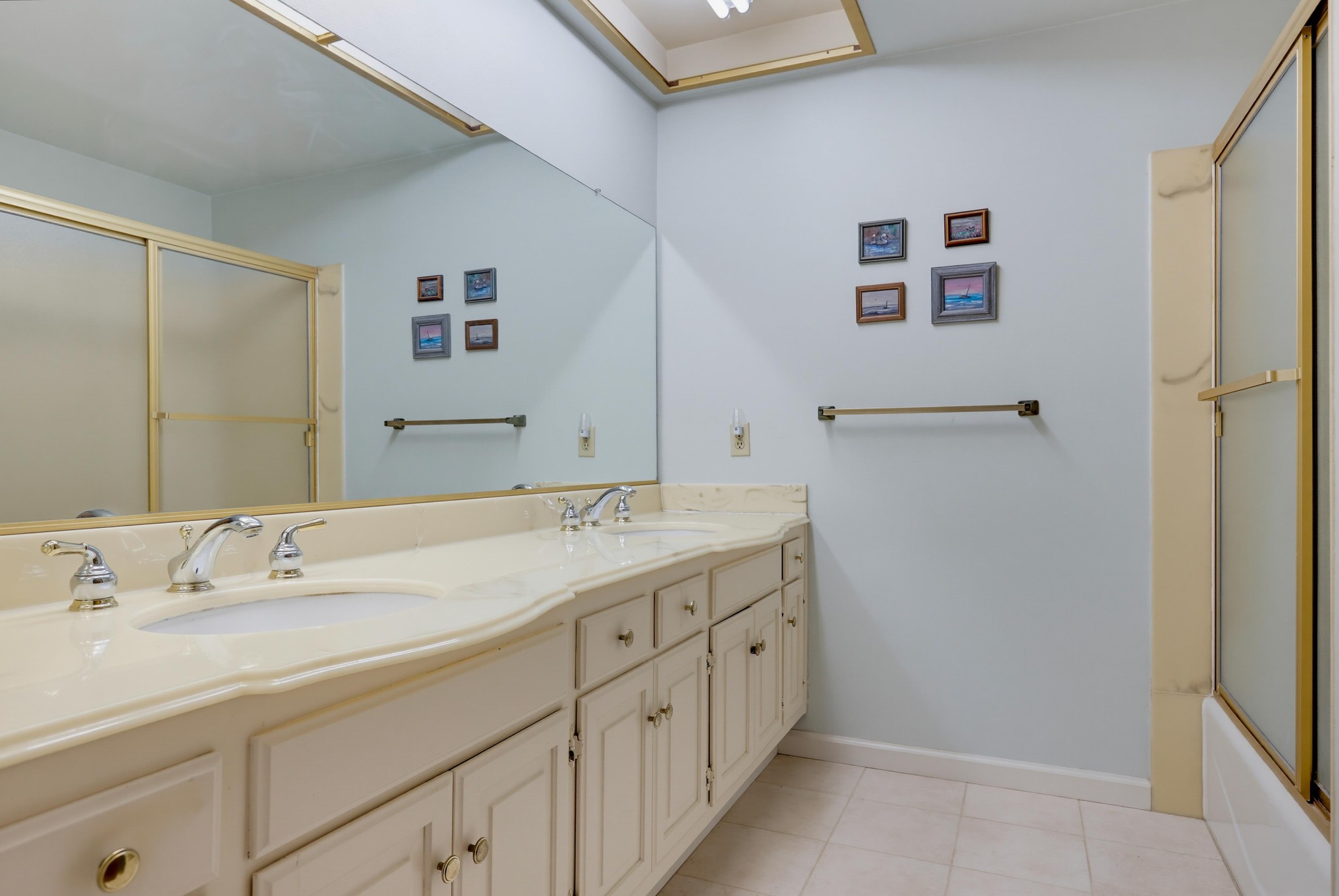 Virtual tour photo 66 of 97 for 23871 Pipit Ct