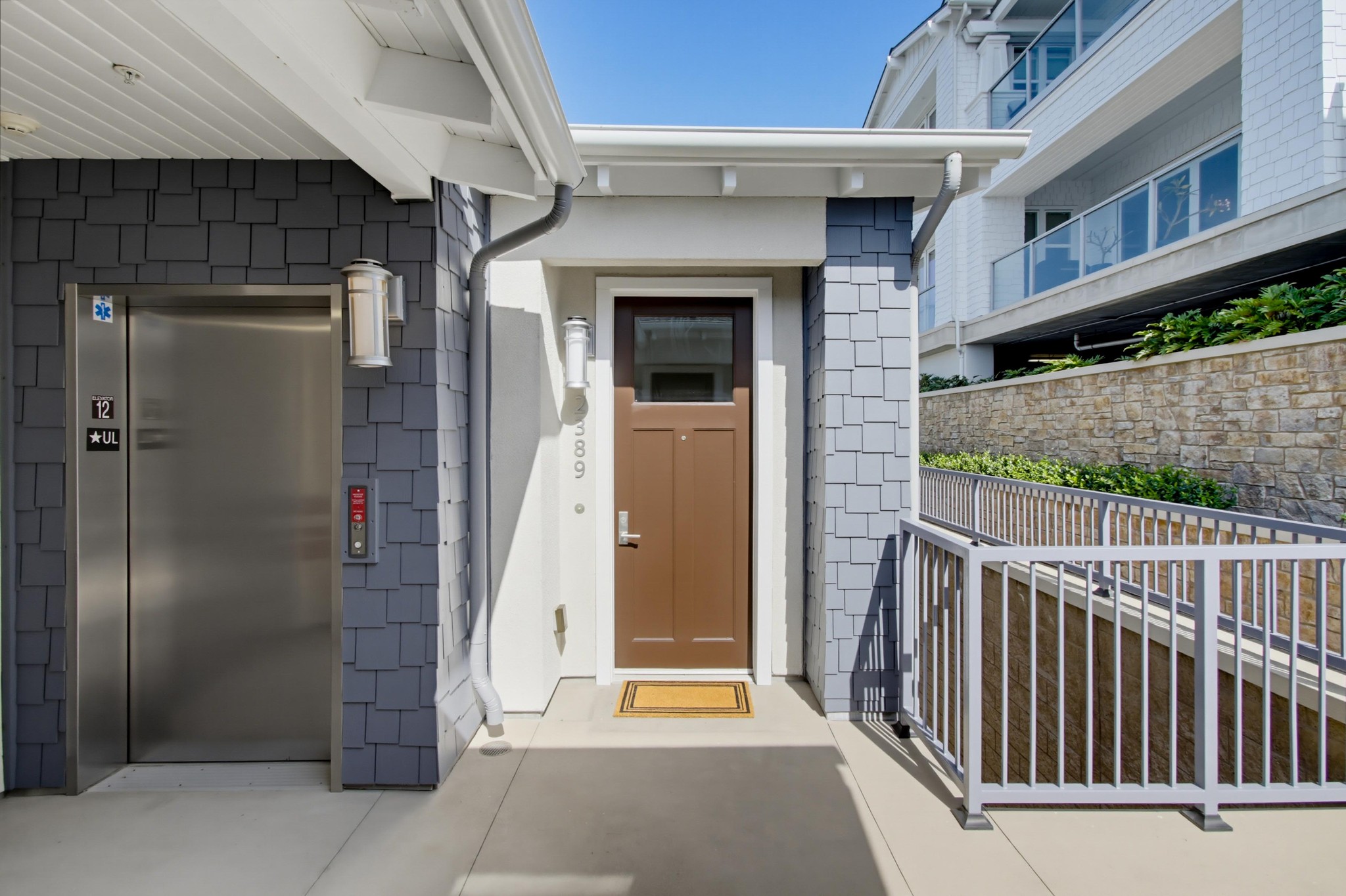 Virtual tour photo 4 of 95 for 2389 Ocean St
