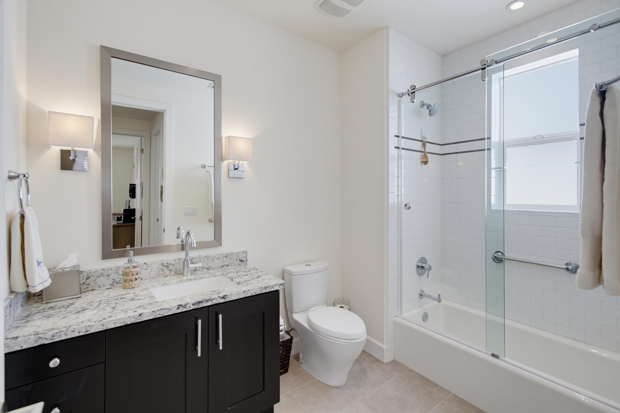Virtual tour photo 18 of 95 for 2389 Ocean St