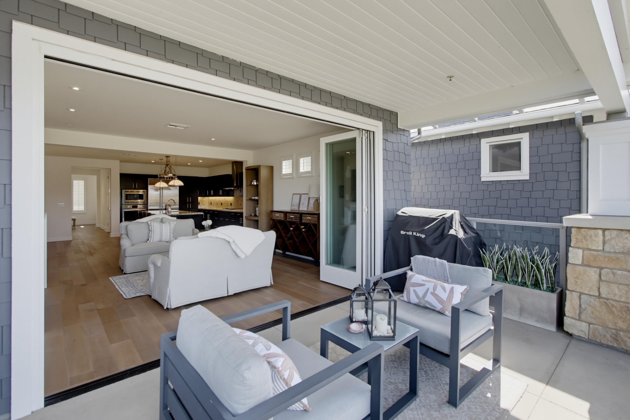 Virtual tour photo 38 of 95 for 2389 Ocean St