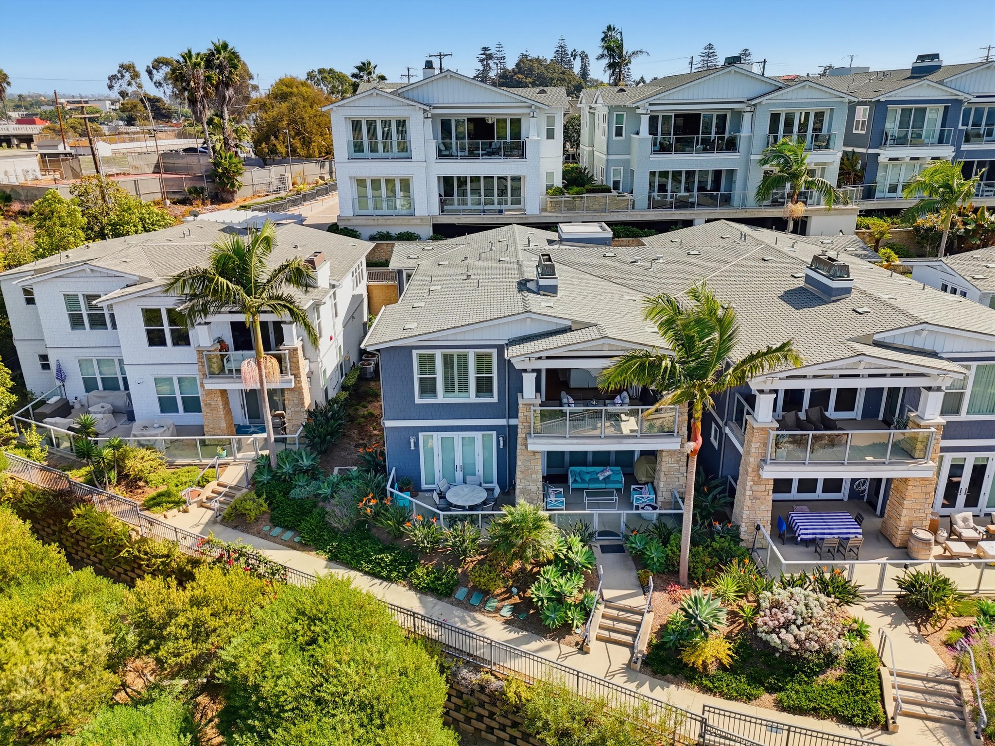 Virtual tour photo 61 of 95 for 2389 Ocean St