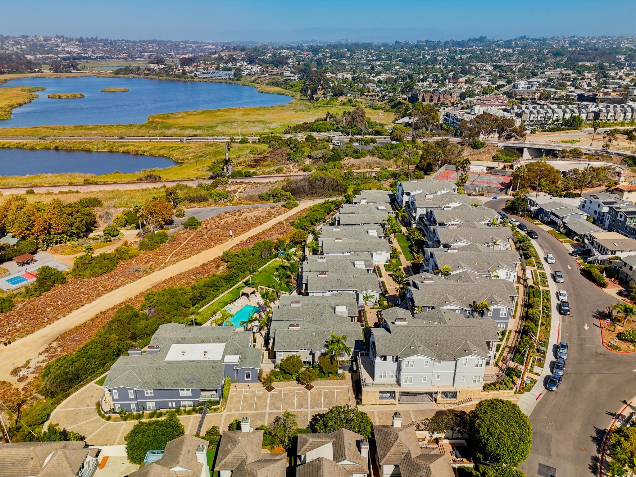 Virtual tour photo 84 of 95 for 2389 Ocean St