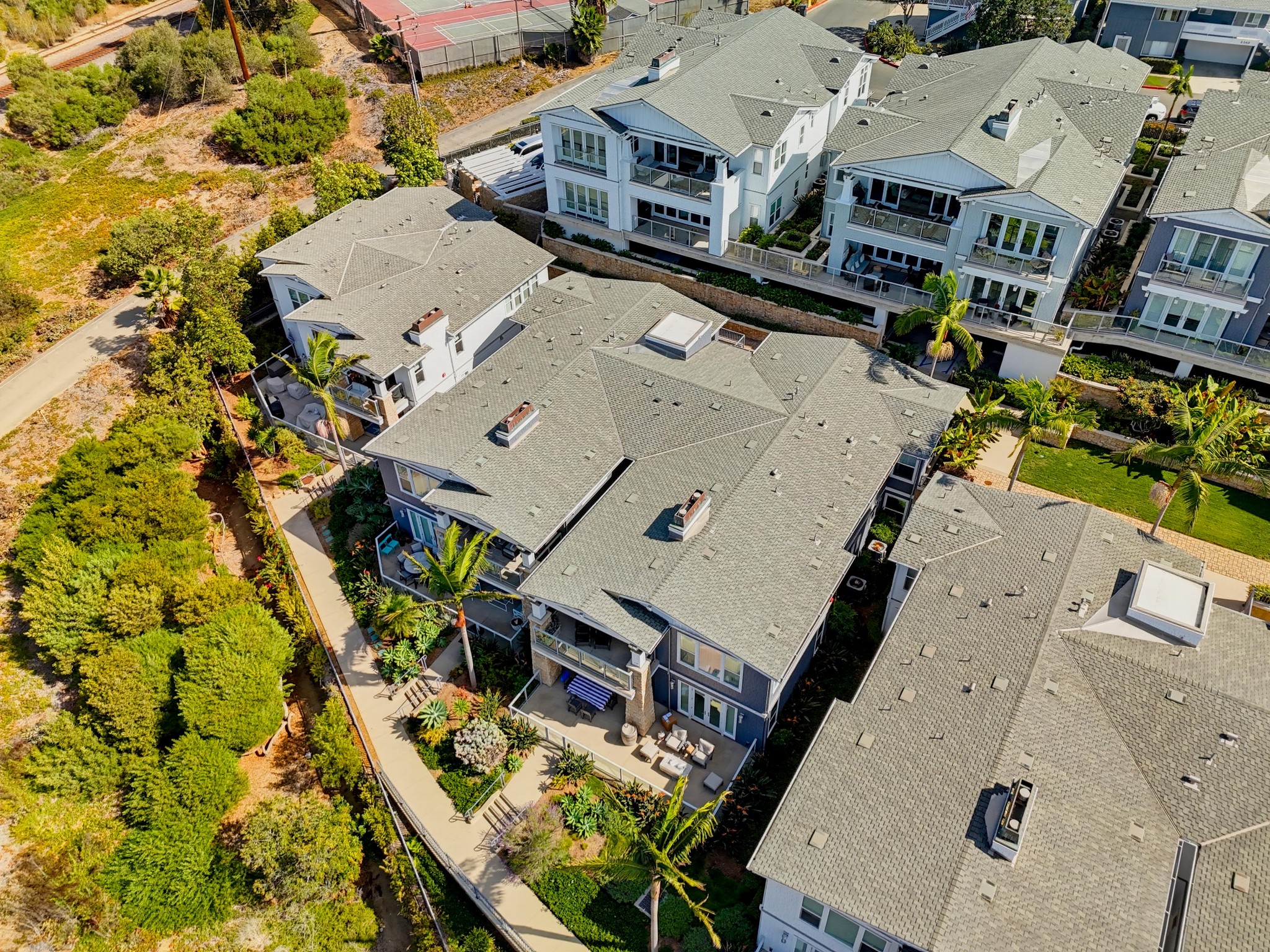 Virtual tour photo 92 of 95 for 2389 Ocean St