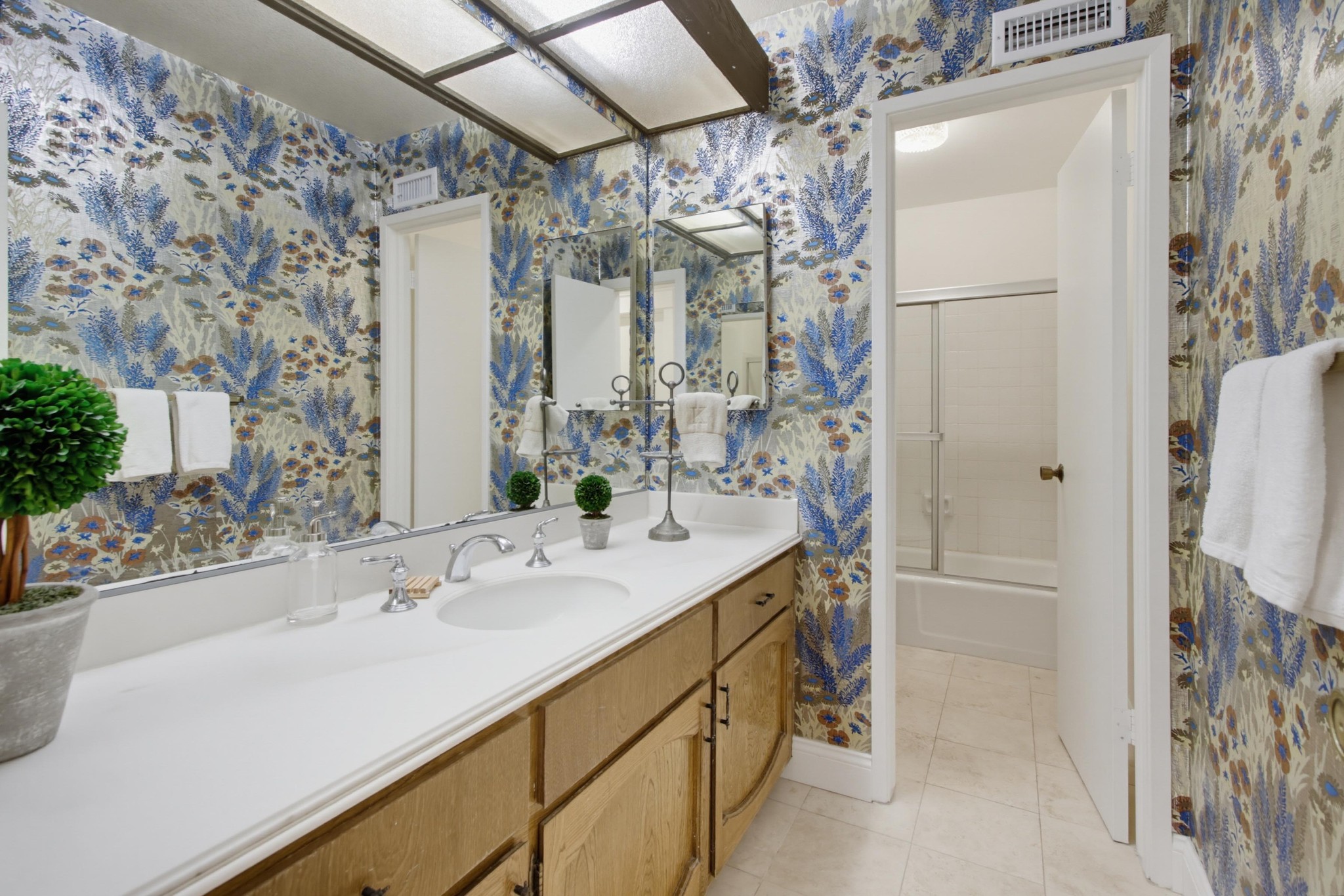 Virtual tour photo 24 of 47 for 2394 Valley Mill Rd