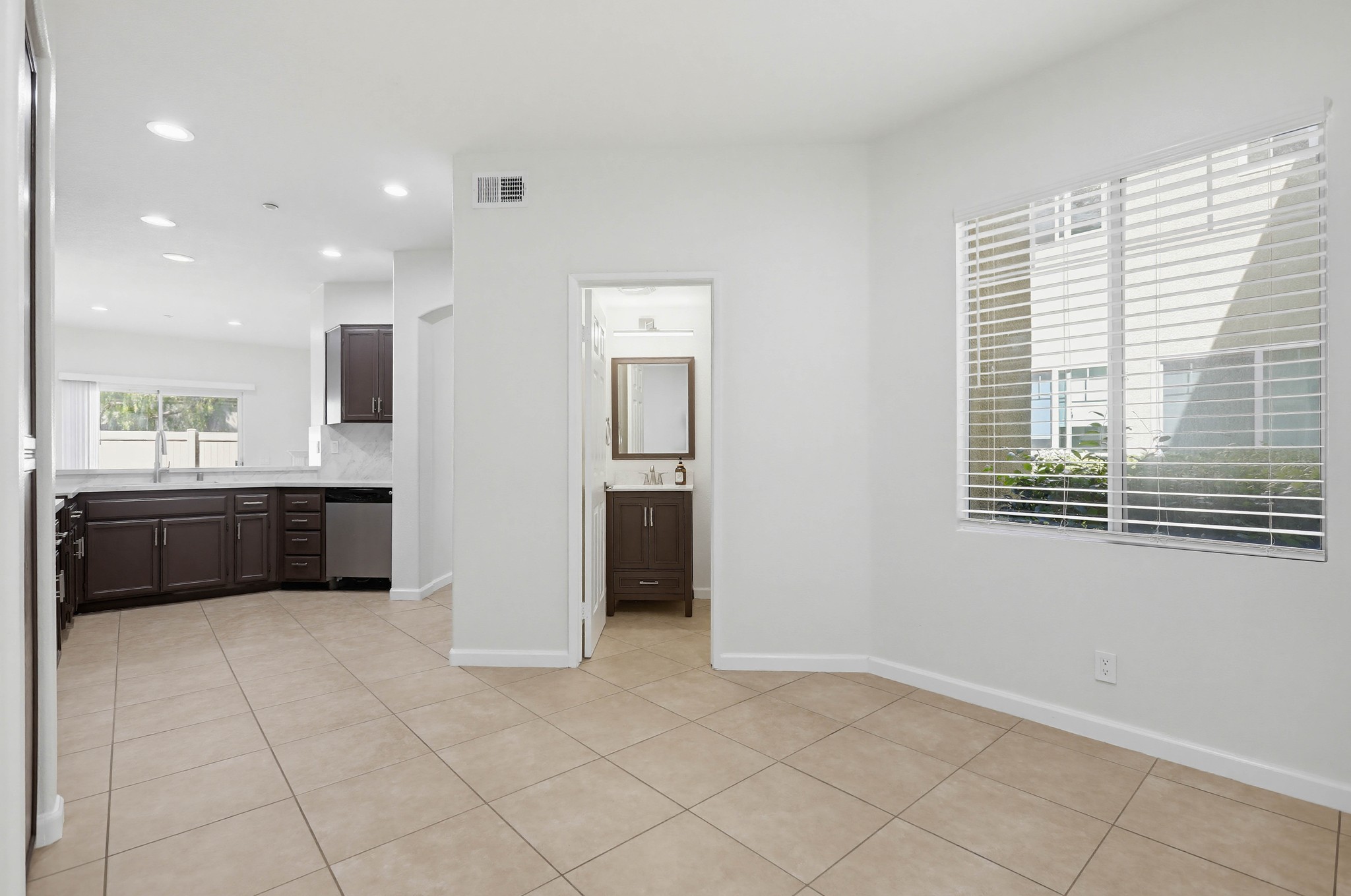Virtual tour photo 24 of 66 for 24 Heritage