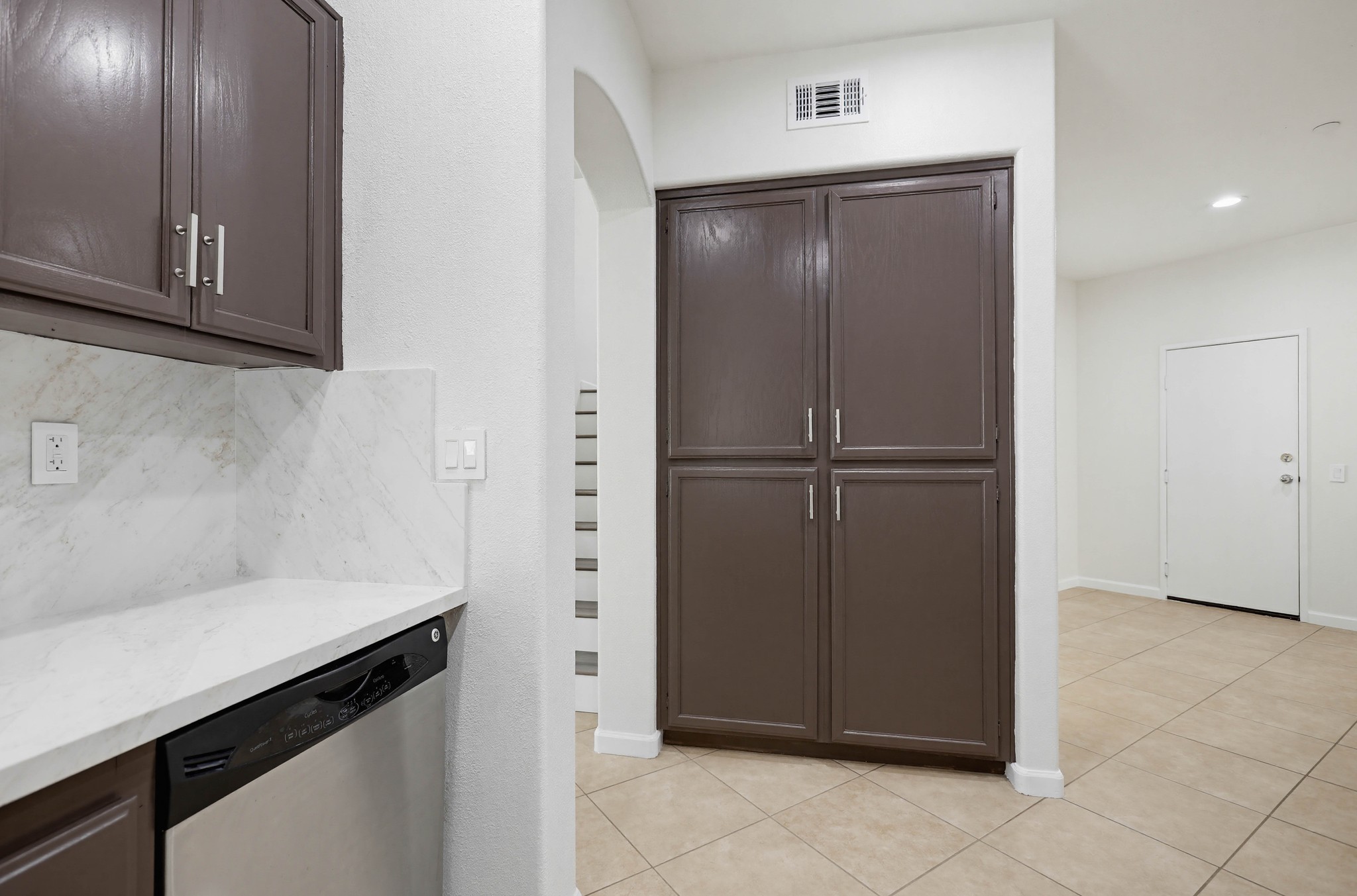 Virtual tour photo 22 of 66 for 24 Heritage