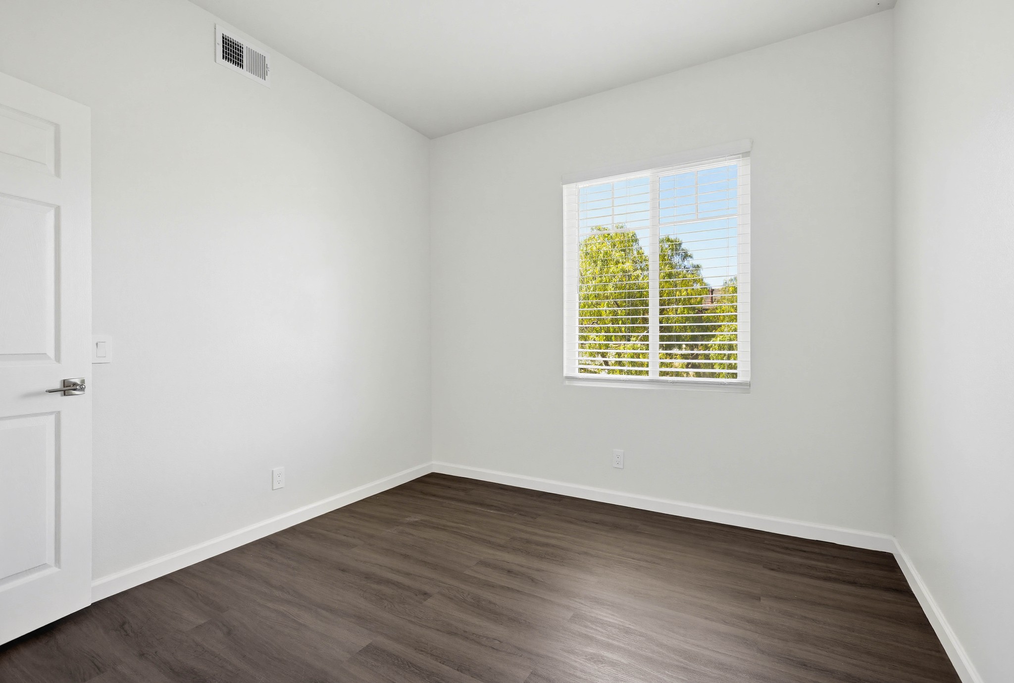 Virtual tour photo 40 of 66 for 24 Heritage