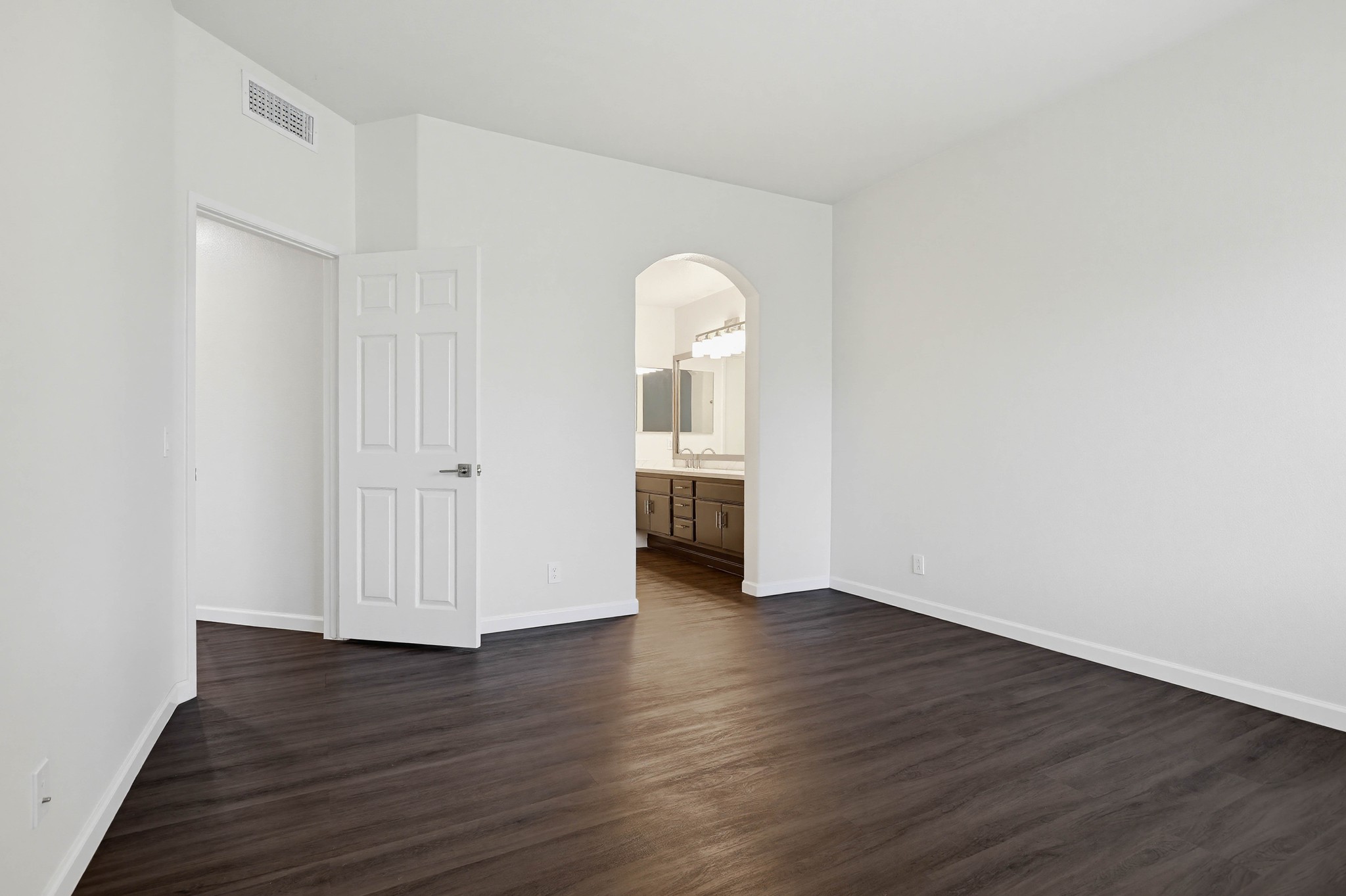 Virtual tour photo 34 of 66 for 24 Heritage