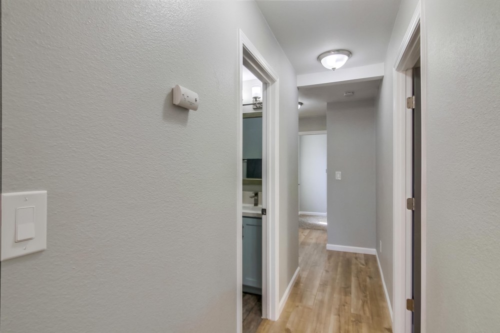 Virtual tour photo 26 of 39 for 240 26th St