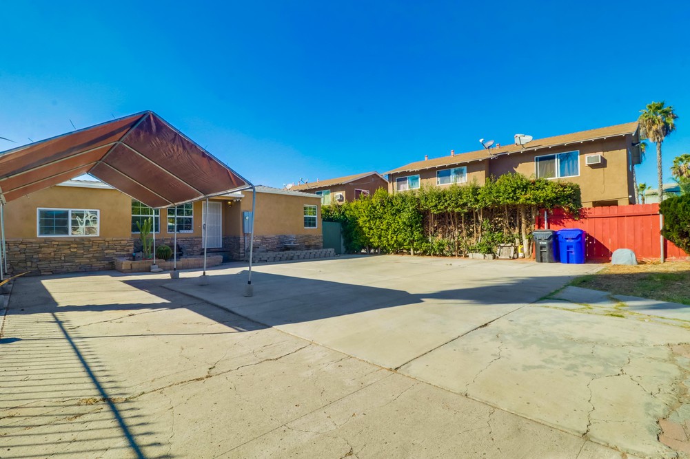 Virtual tour photo 6 of 30 for 240 55th St