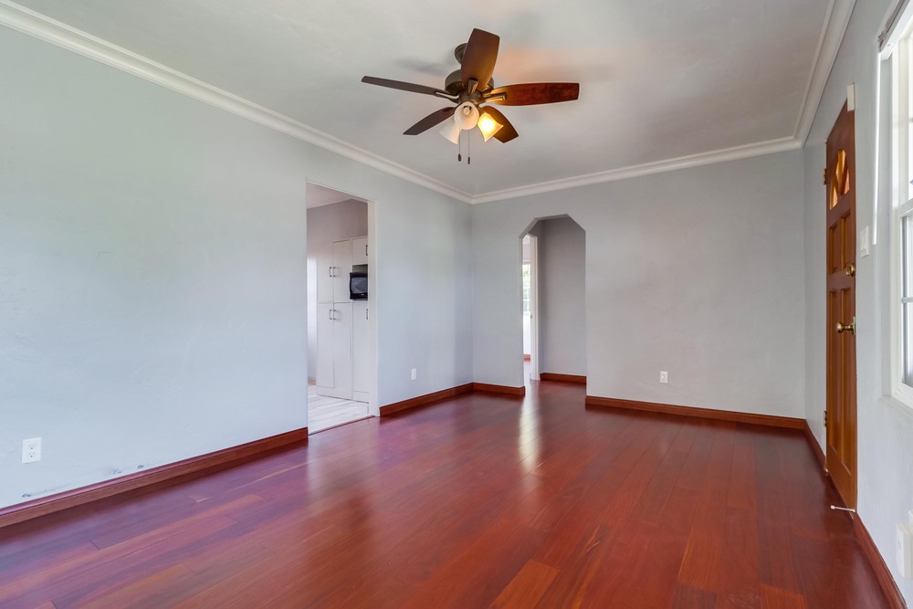 Virtual tour photo 12 of 30 for 240 55th St