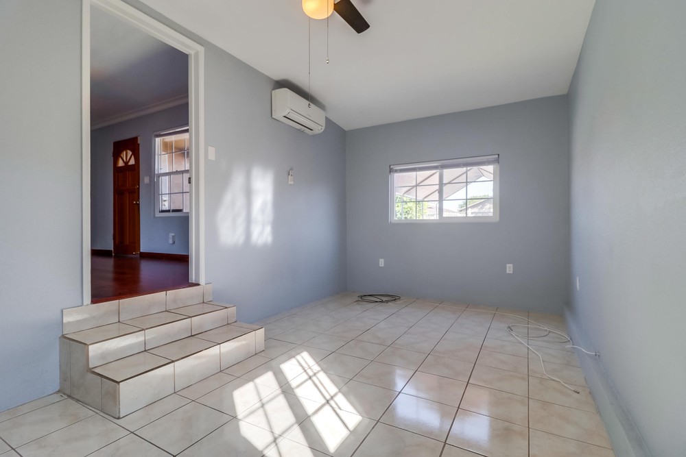 Virtual tour photo 14 of 30 for 240 55th St