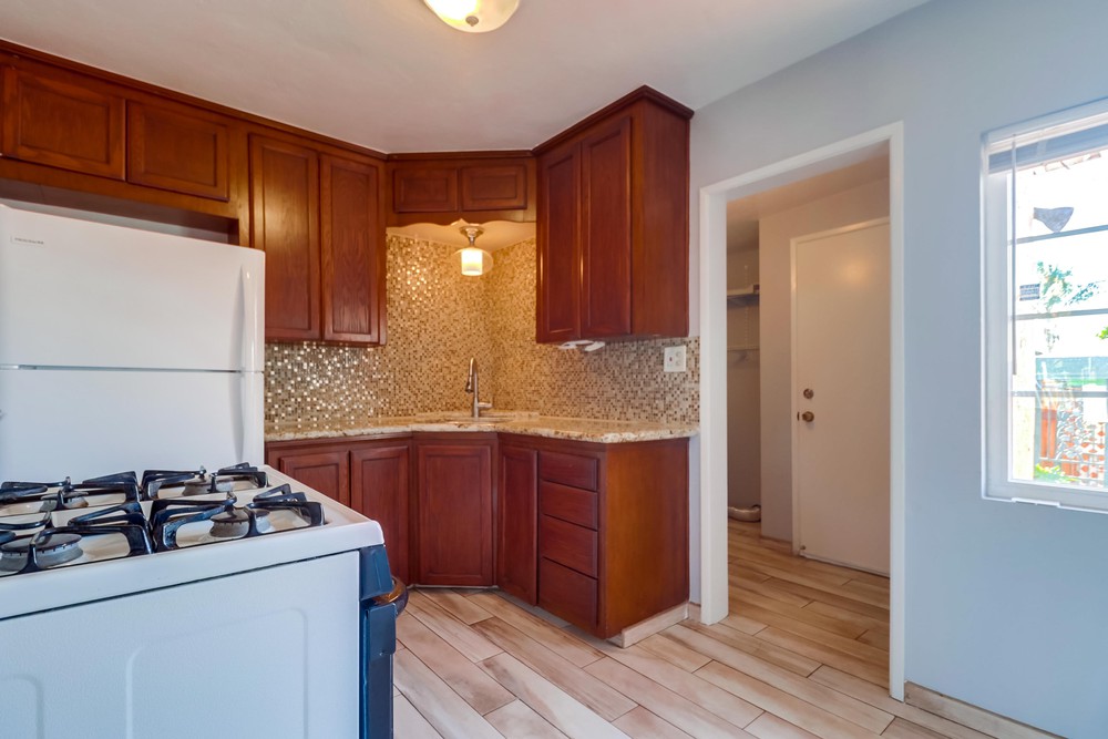 Virtual tour photo 18 of 30 for 240 55th St