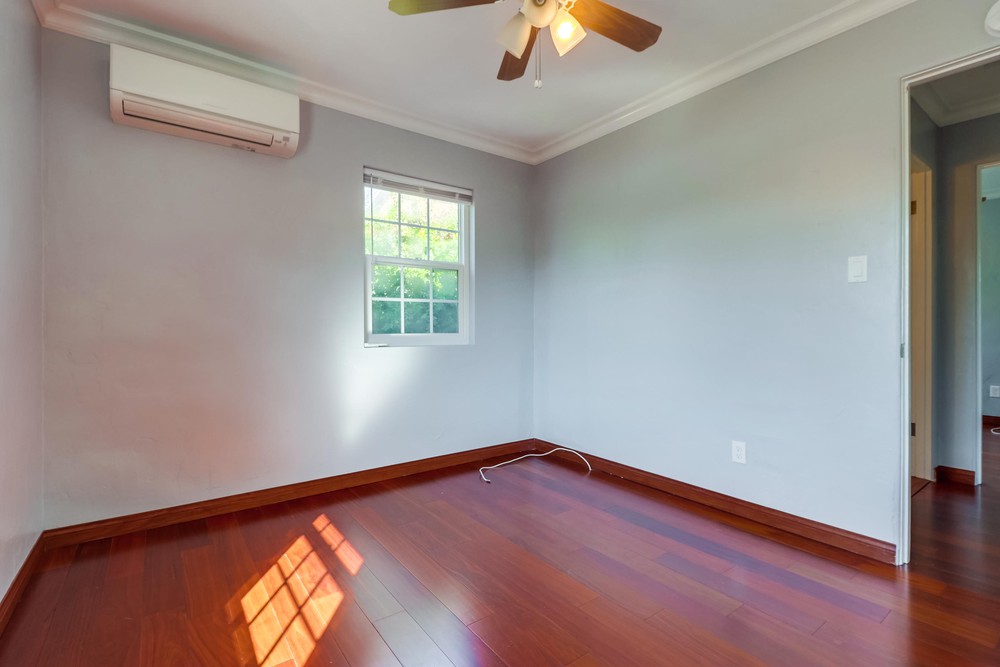 Virtual tour photo 23 of 30 for 240 55th St