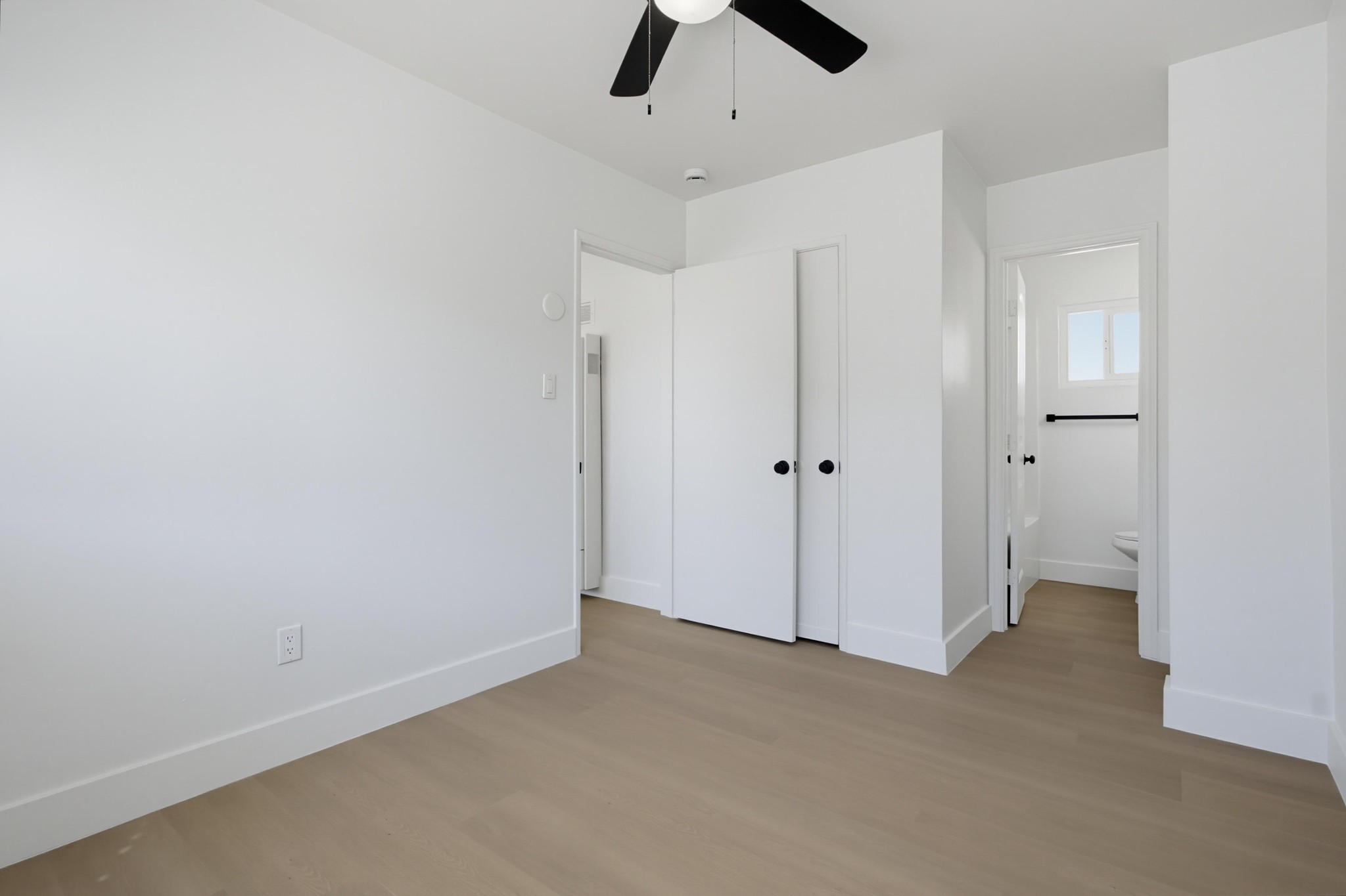 Virtual tour photo 21 of 27 for 240 E California Ave