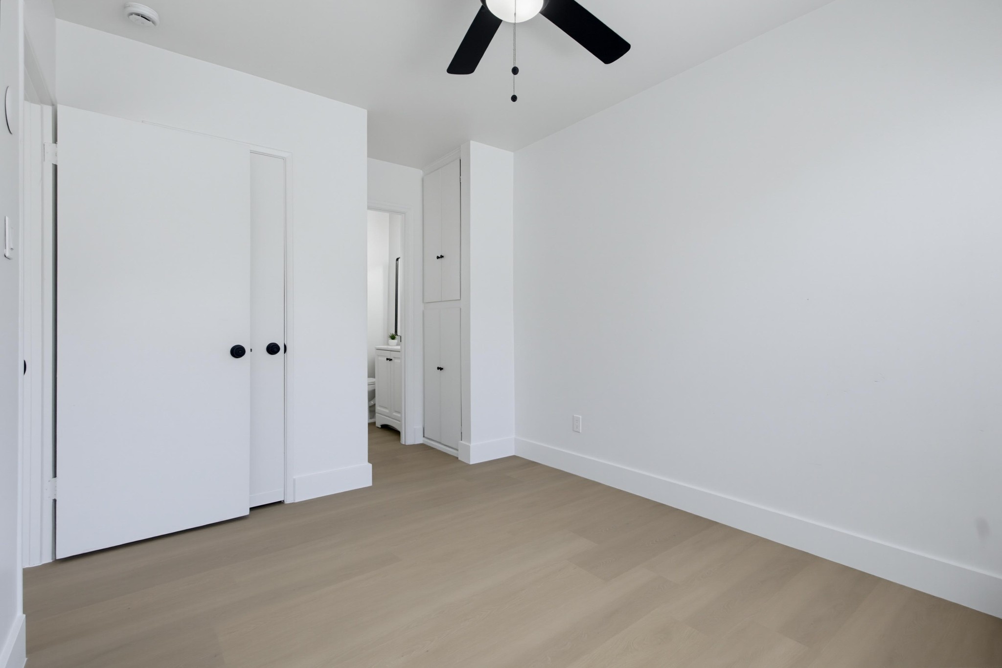 Virtual tour photo 22 of 27 for 240 E California Ave