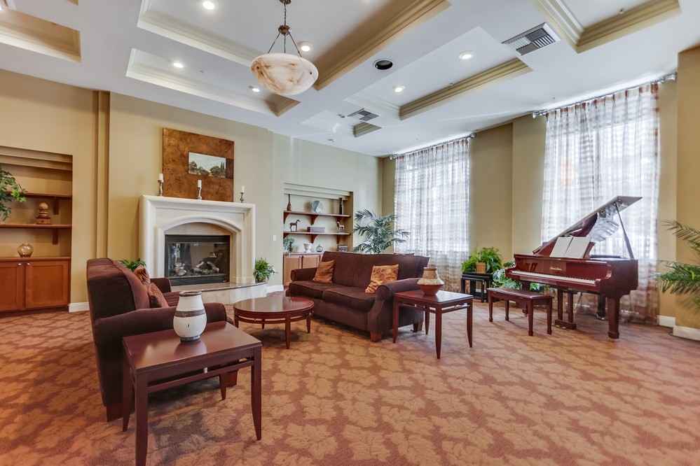 Virtual tour photo 7 of 65 for 2400 5th Avenue #413
