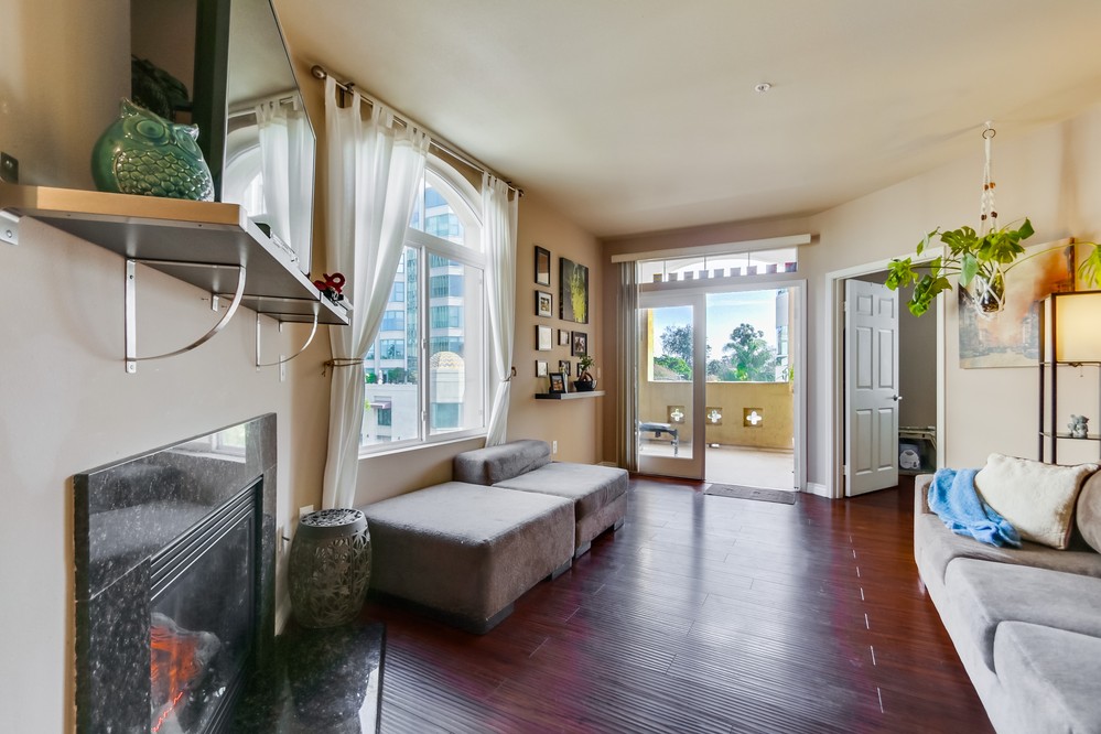 Virtual tour photo 8 of 65 for 2400 5th Avenue #413