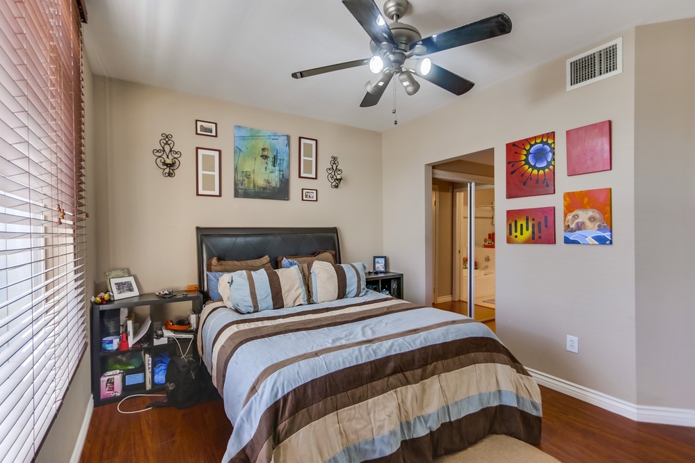 Virtual tour photo 33 of 65 for 2400 5th Avenue #413