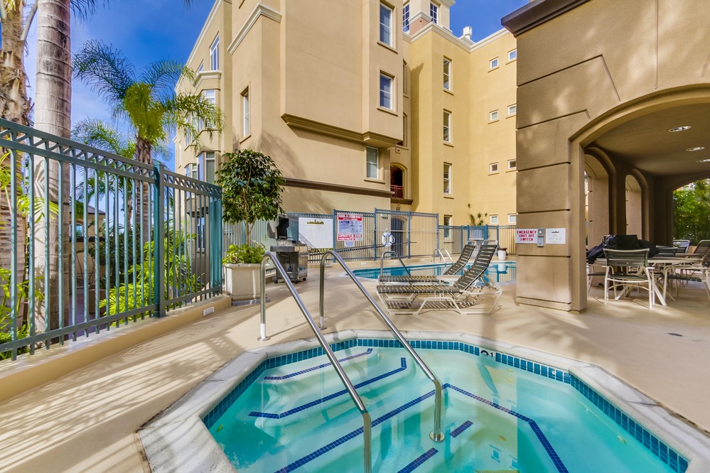 Virtual tour photo 51 of 65 for 2400 5th Avenue #413