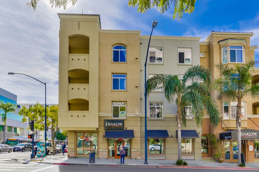 Virtual tour photo 61 of 65 for 2400 5th Avenue #413