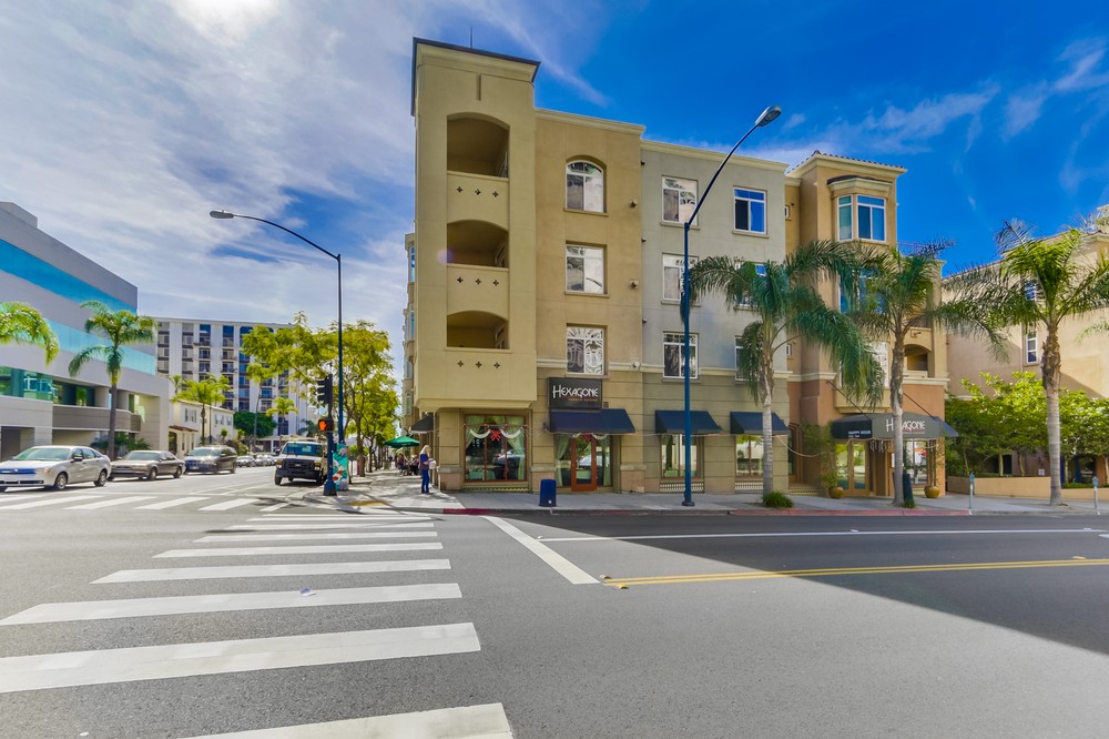 Virtual tour photo 62 of 65 for 2400 5th Avenue #413
