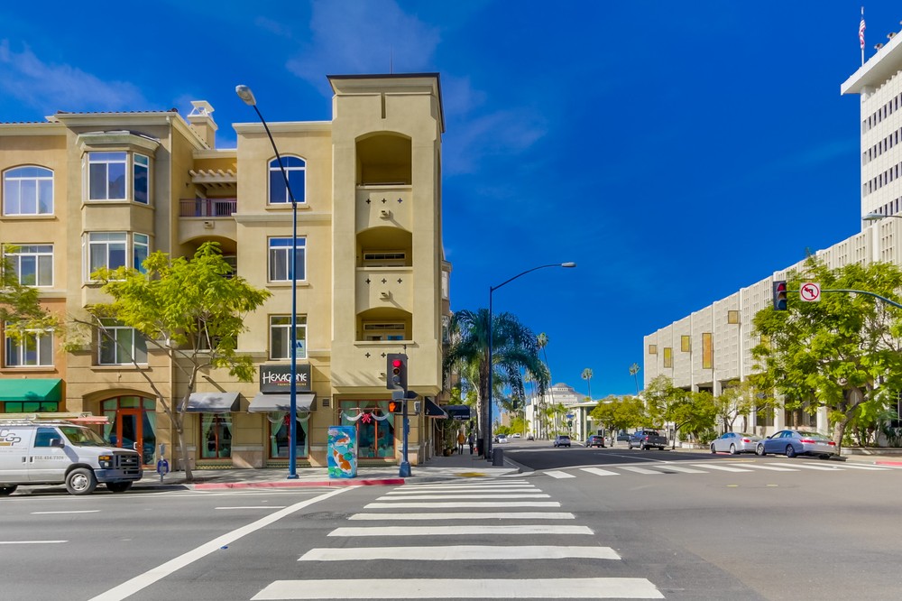 Virtual tour photo 63 of 65 for 2400 5th Avenue #413