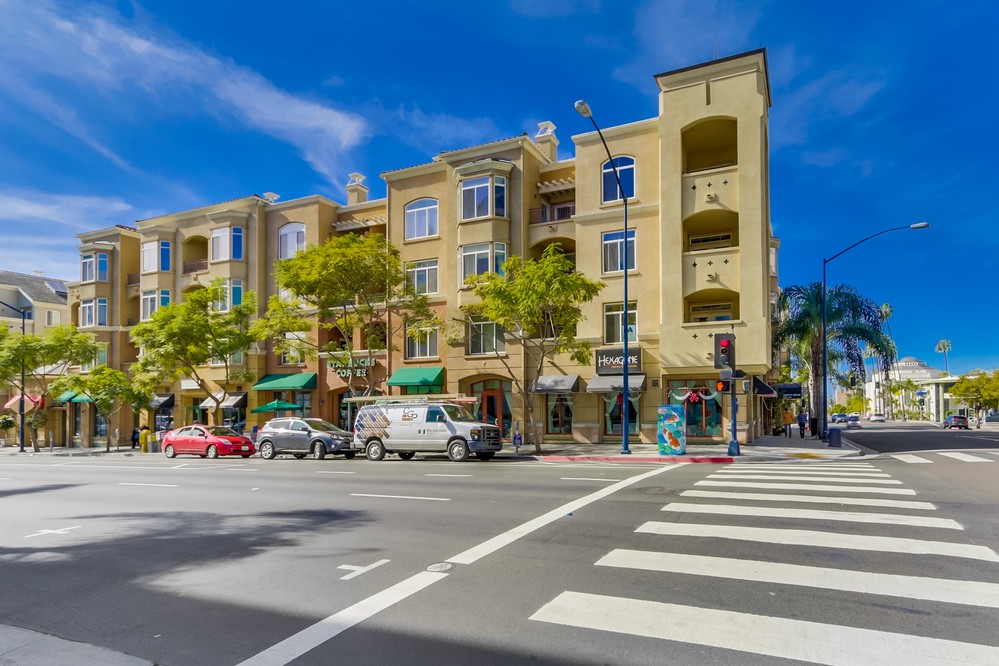 Virtual tour photo 64 of 65 for 2400 5th Avenue #413