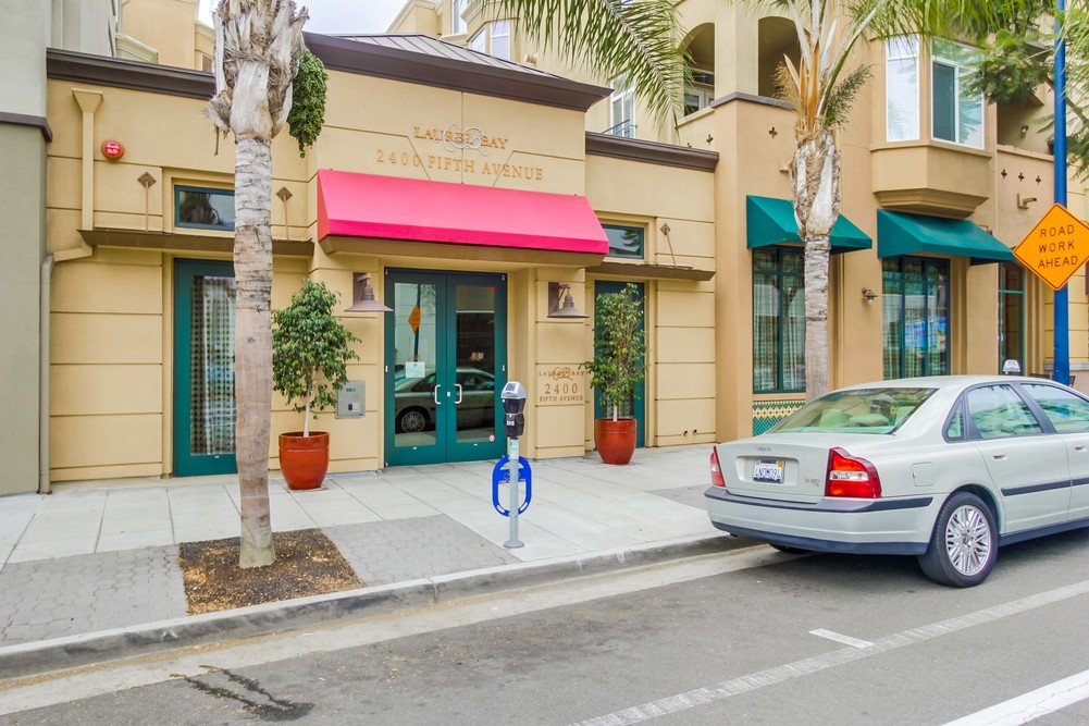 Virtual tour photo 5 of 50 for 2400 Fifth Ave #102