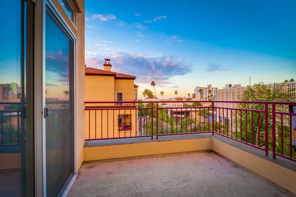 Virtual tour photo 3 of 56 for 2400 Fifth Ave