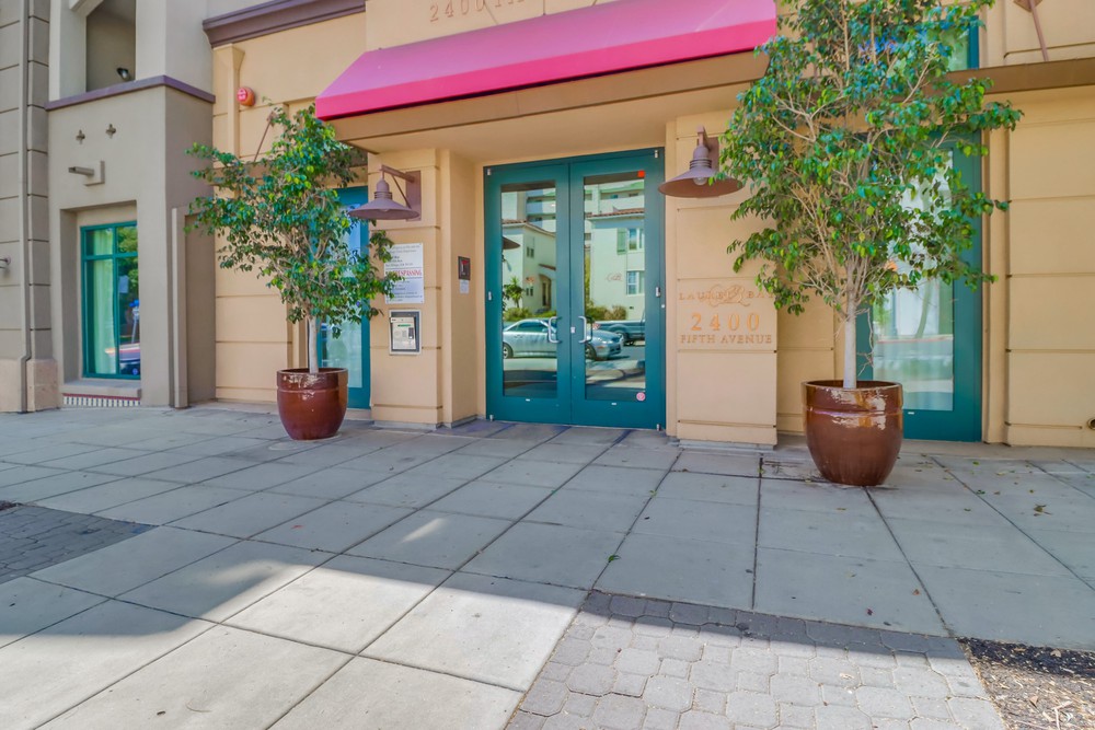 Virtual tour photo 3 of 42 for 2400 Fifth Ave