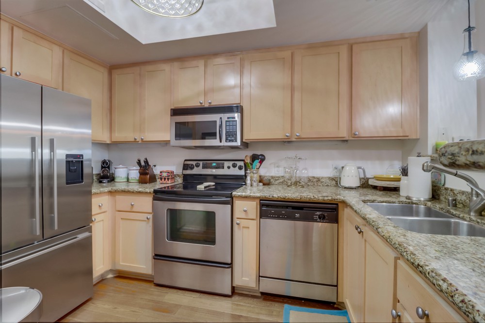 Virtual tour photo 20 of 42 for 2400 Fifth Ave