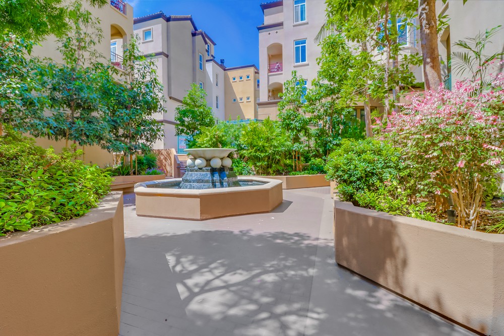 Virtual tour photo 38 of 42 for 2400 Fifth Ave
