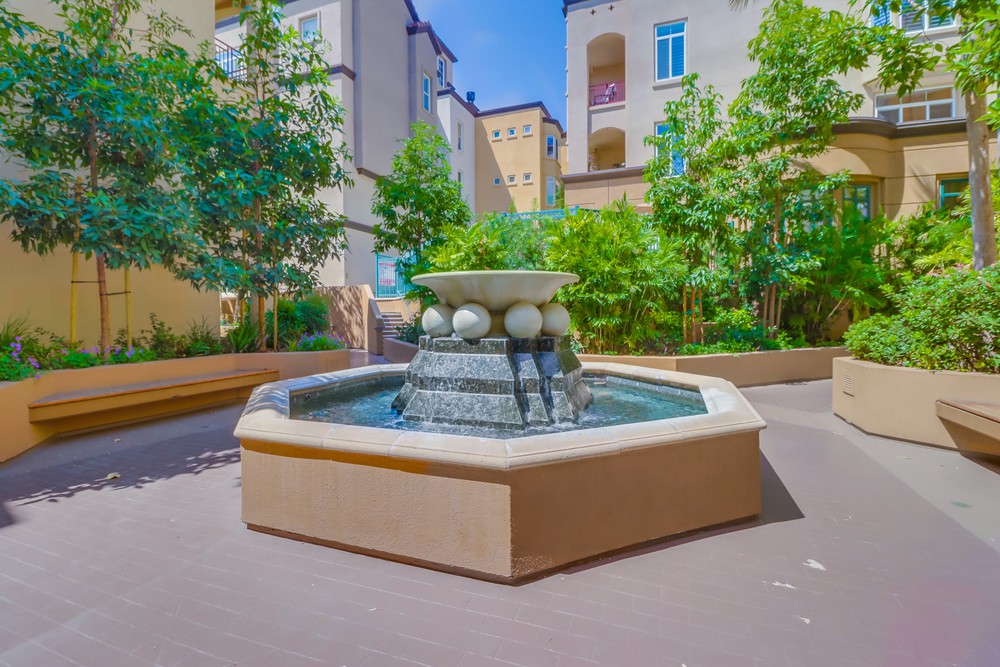 Virtual tour photo 39 of 42 for 2400 Fifth Ave