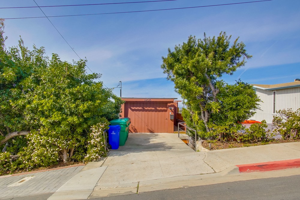 Virtual tour photo 1 of 67 for 2406 Palermo Dr