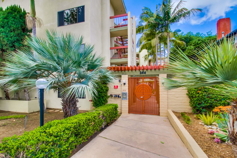Virtual tour photo 4 of 45 for 2414 Front St #36