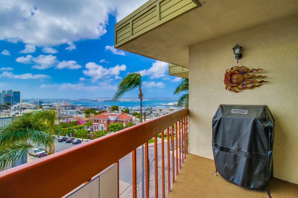 Virtual tour photo 27 of 45 for 2414 Front St #36