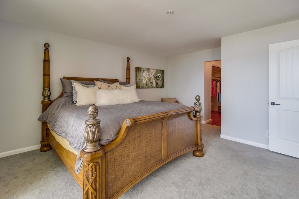 Virtual tour photo 32 of 45 for 2414 Front St #36