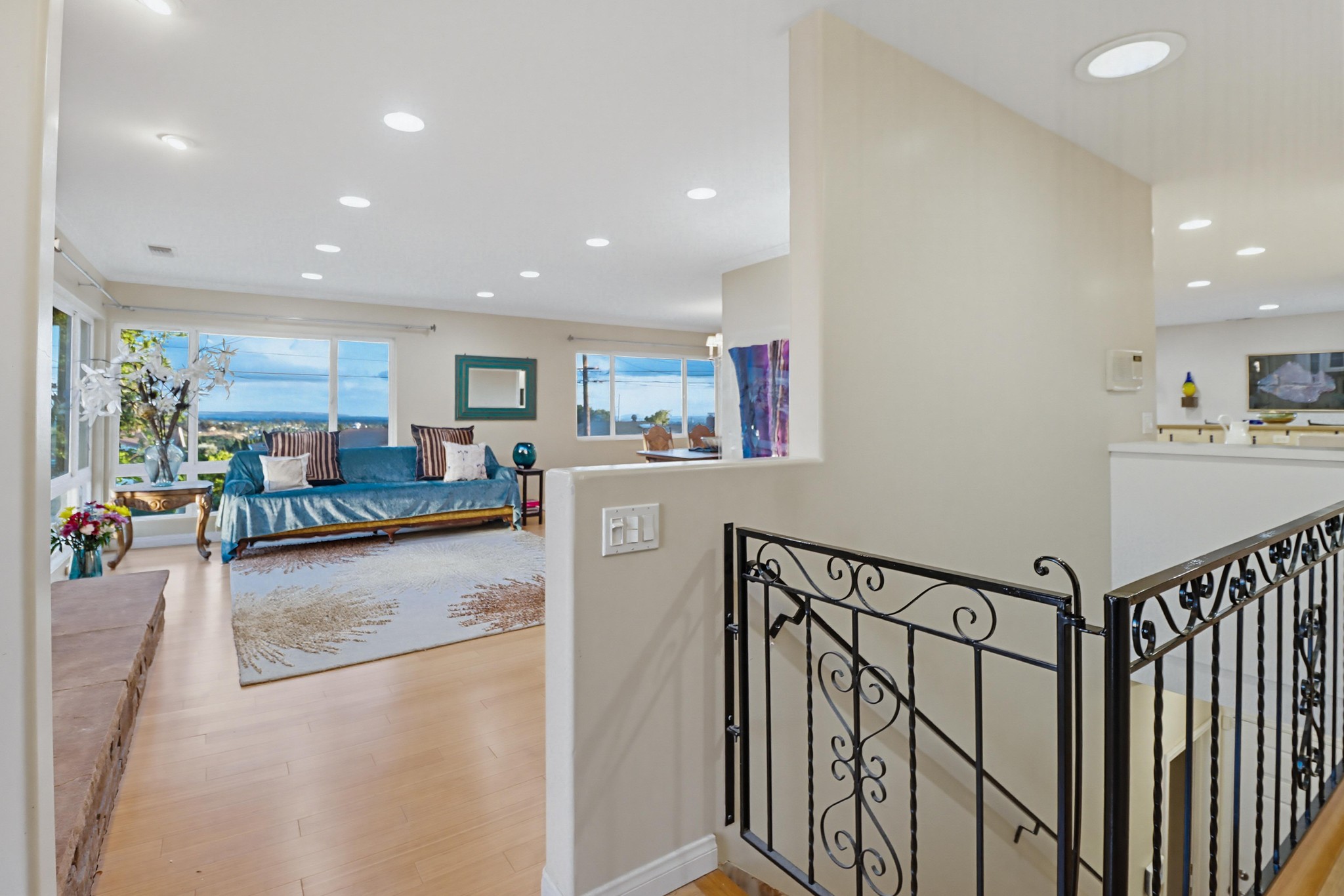 Virtual tour photo 13 of 75 for 2414 Kathleen Pl