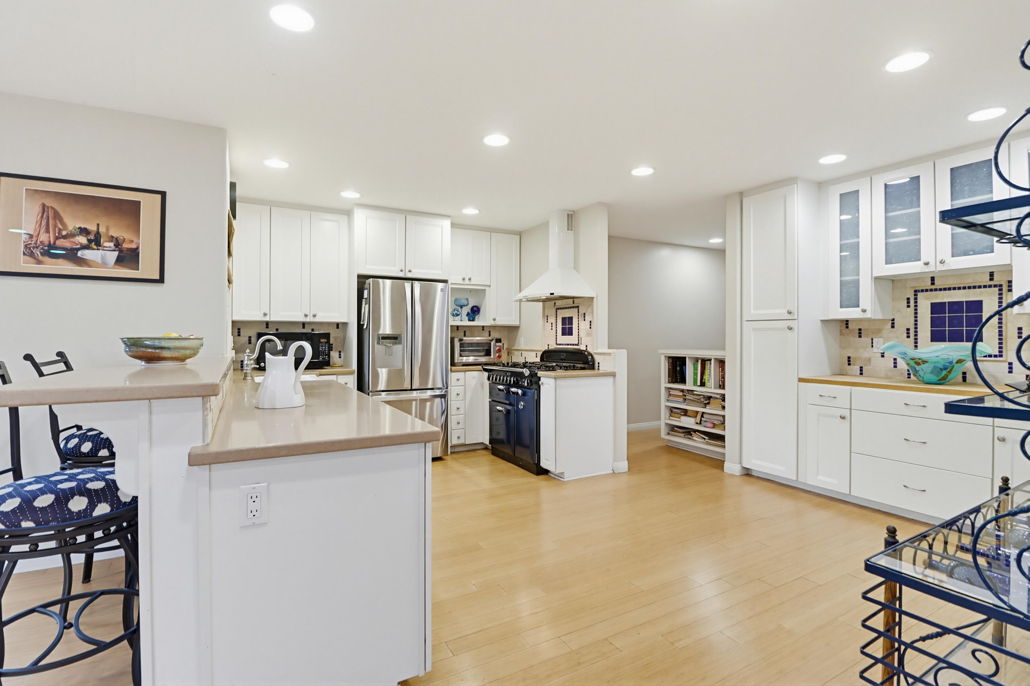 Virtual tour photo 31 of 75 for 2414 Kathleen Pl