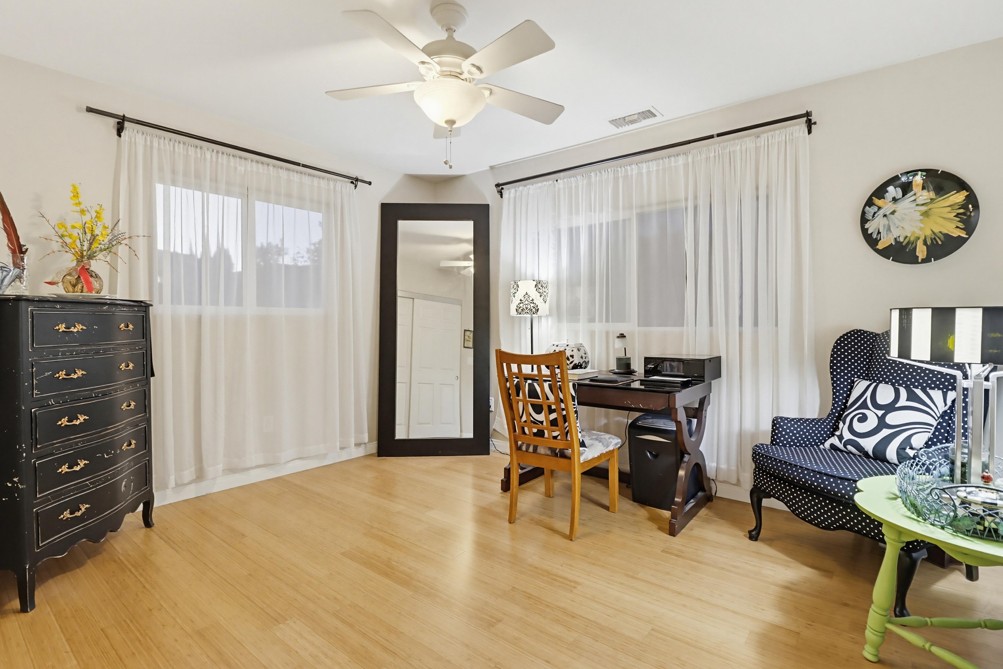 Virtual tour photo 44 of 75 for 2414 Kathleen Pl