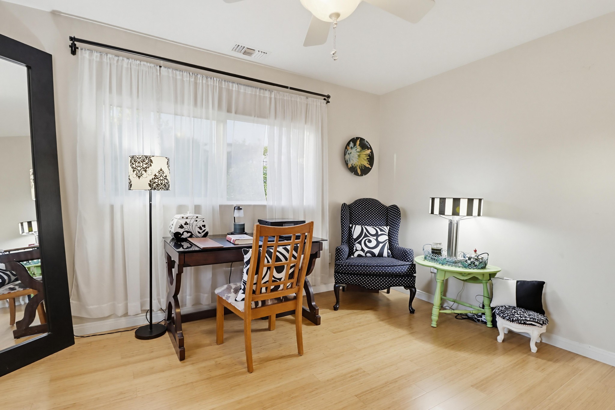 Virtual tour photo 45 of 75 for 2414 Kathleen Pl