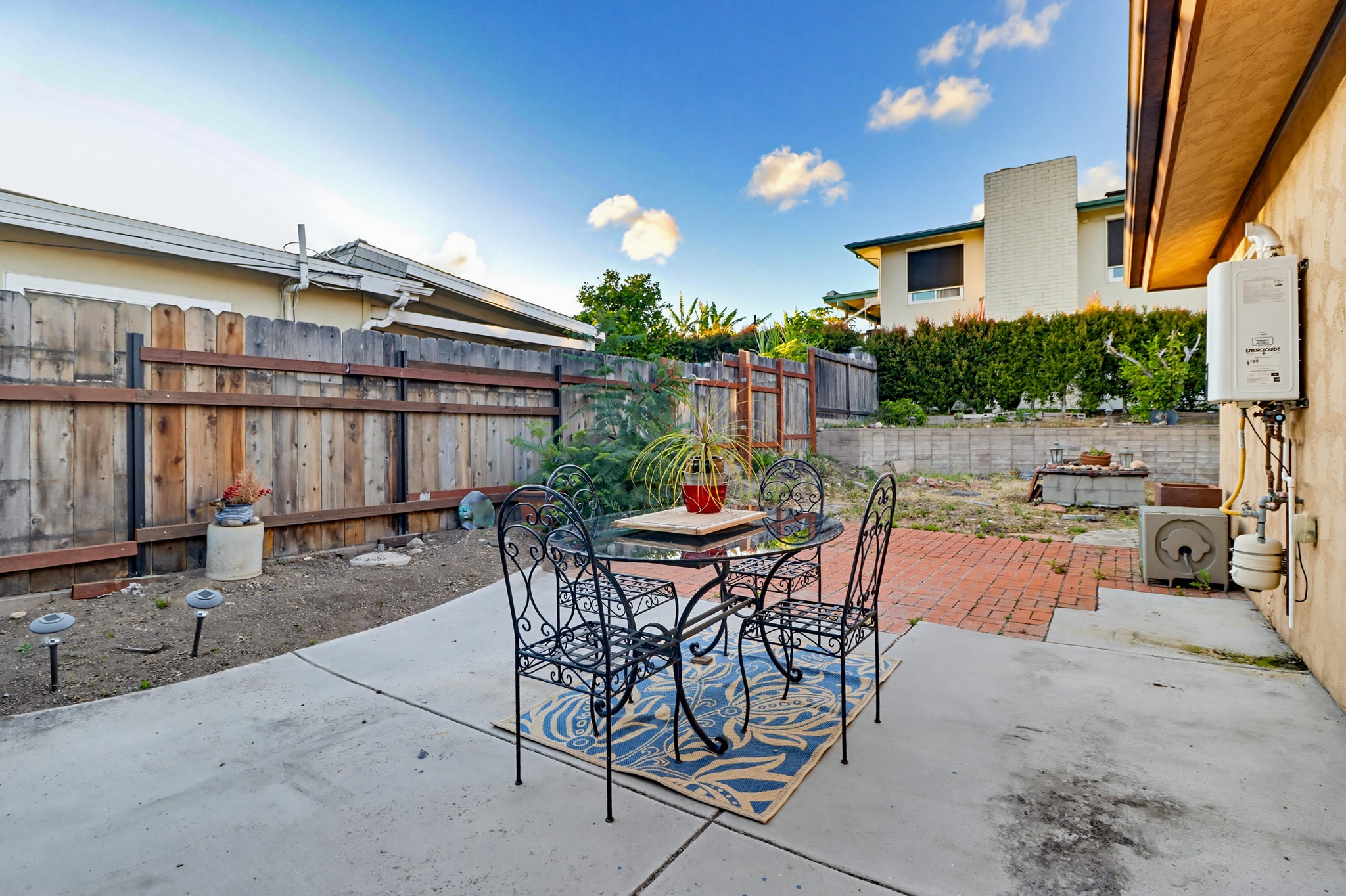 Virtual tour photo 69 of 75 for 2414 Kathleen Pl