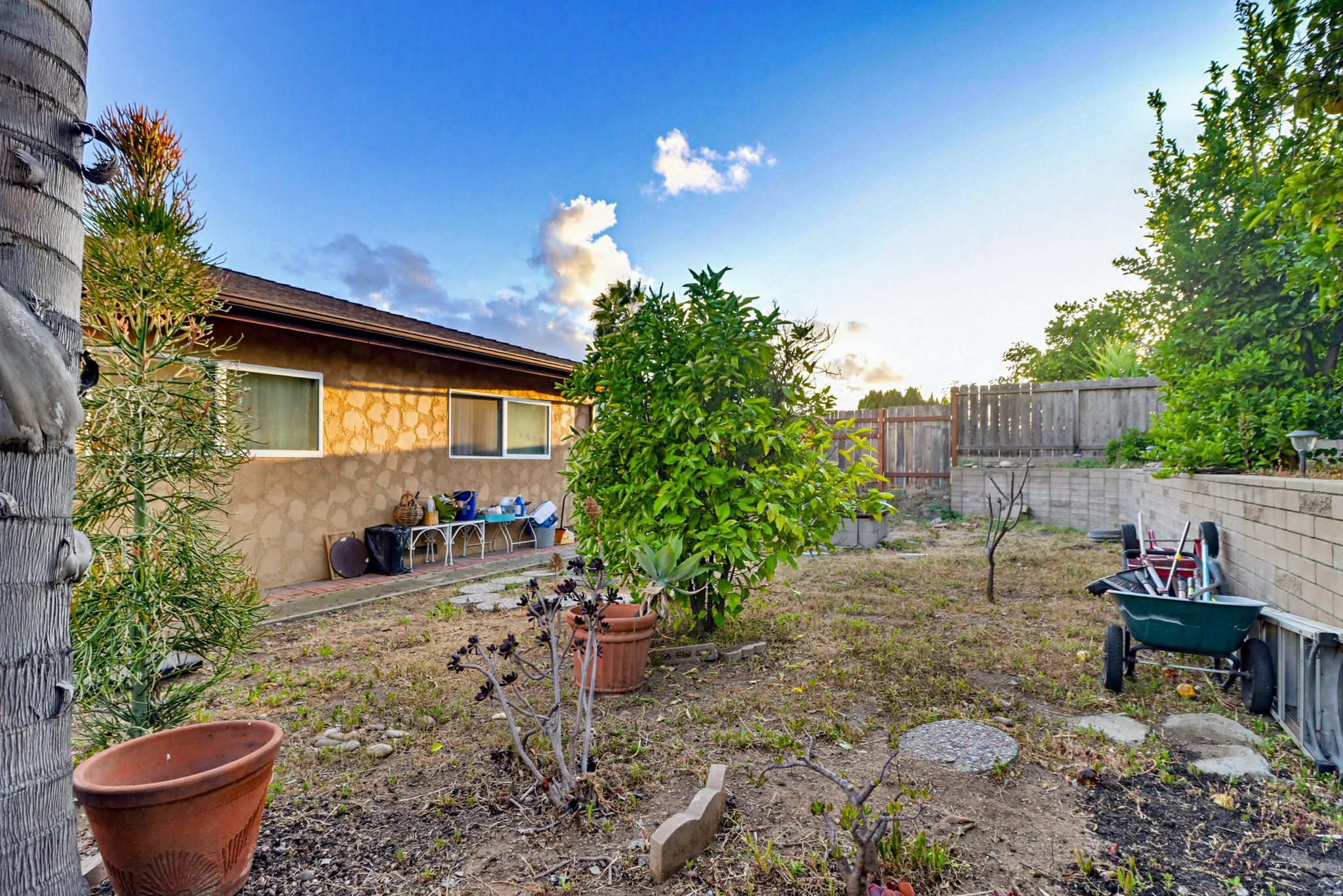 Virtual tour photo 73 of 75 for 2414 Kathleen Pl