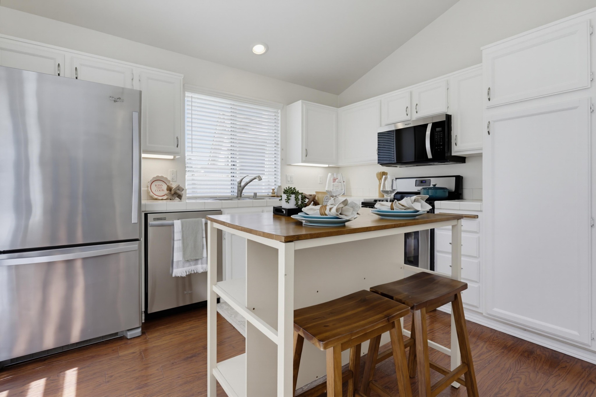Virtual tour photo 14 of 37 for 2417 Pimlico Pl