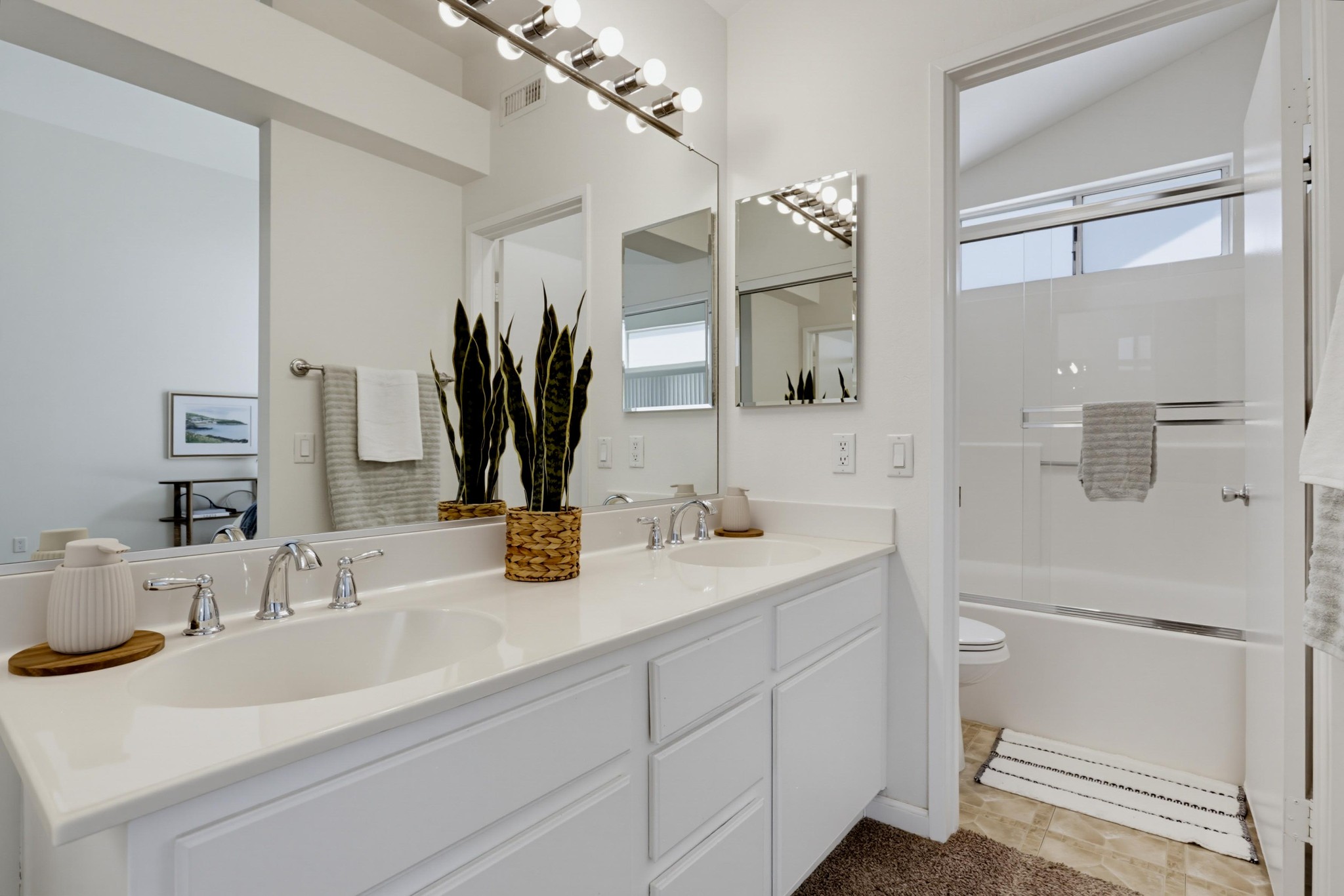 Virtual tour photo 22 of 37 for 2417 Pimlico Pl