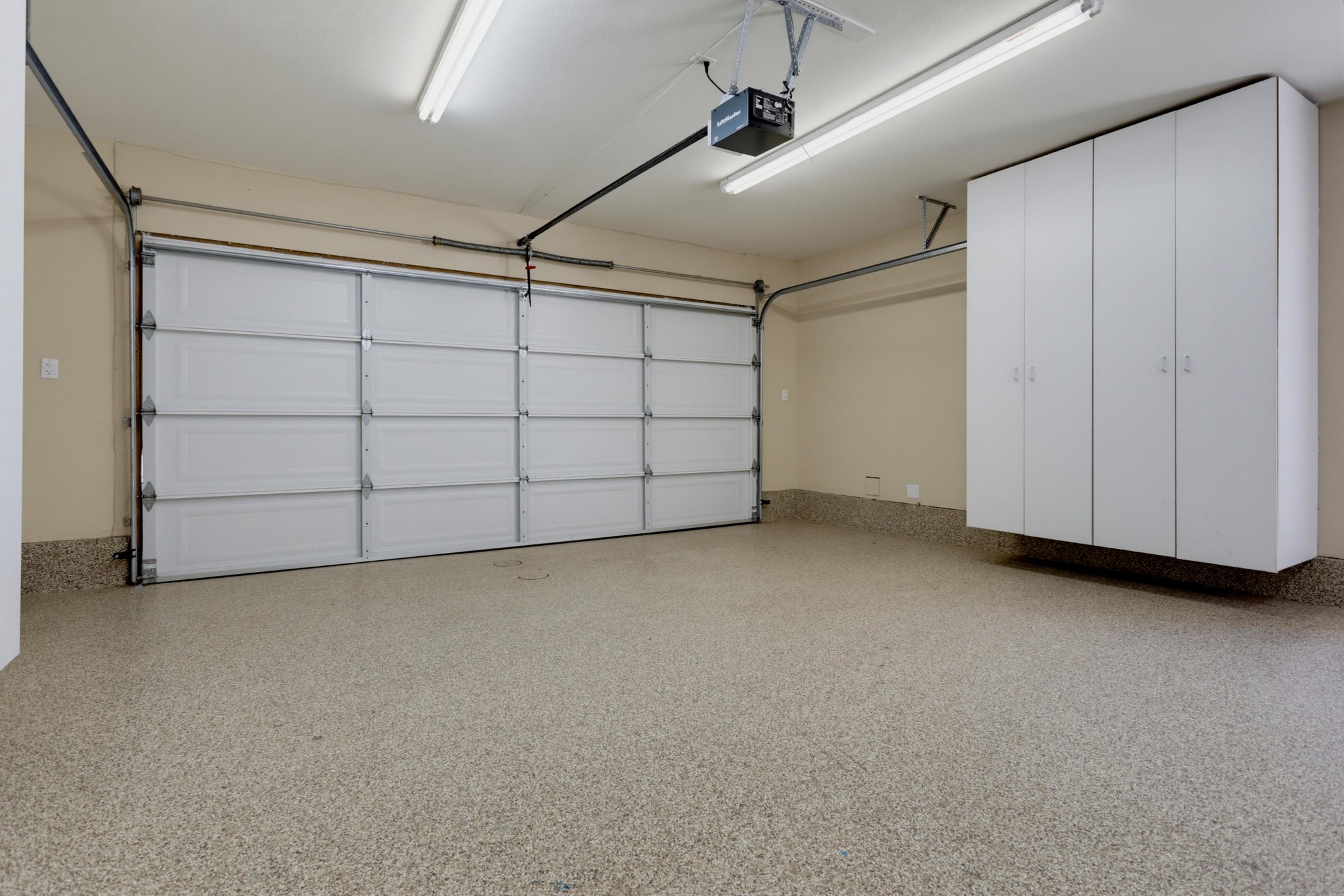 Virtual tour photo 35 of 37 for 2417 Pimlico Pl