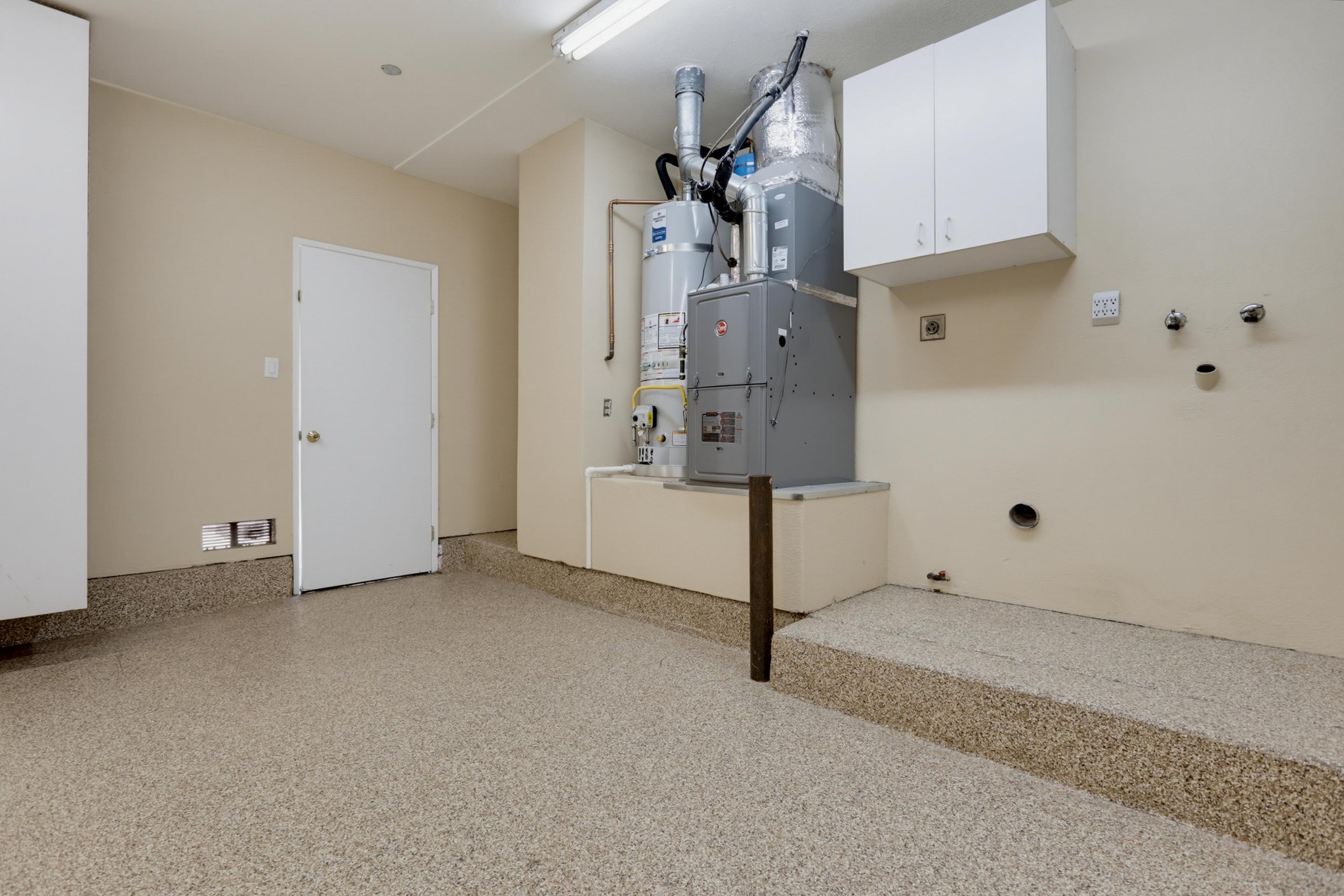 Virtual tour photo 36 of 37 for 2417 Pimlico Pl