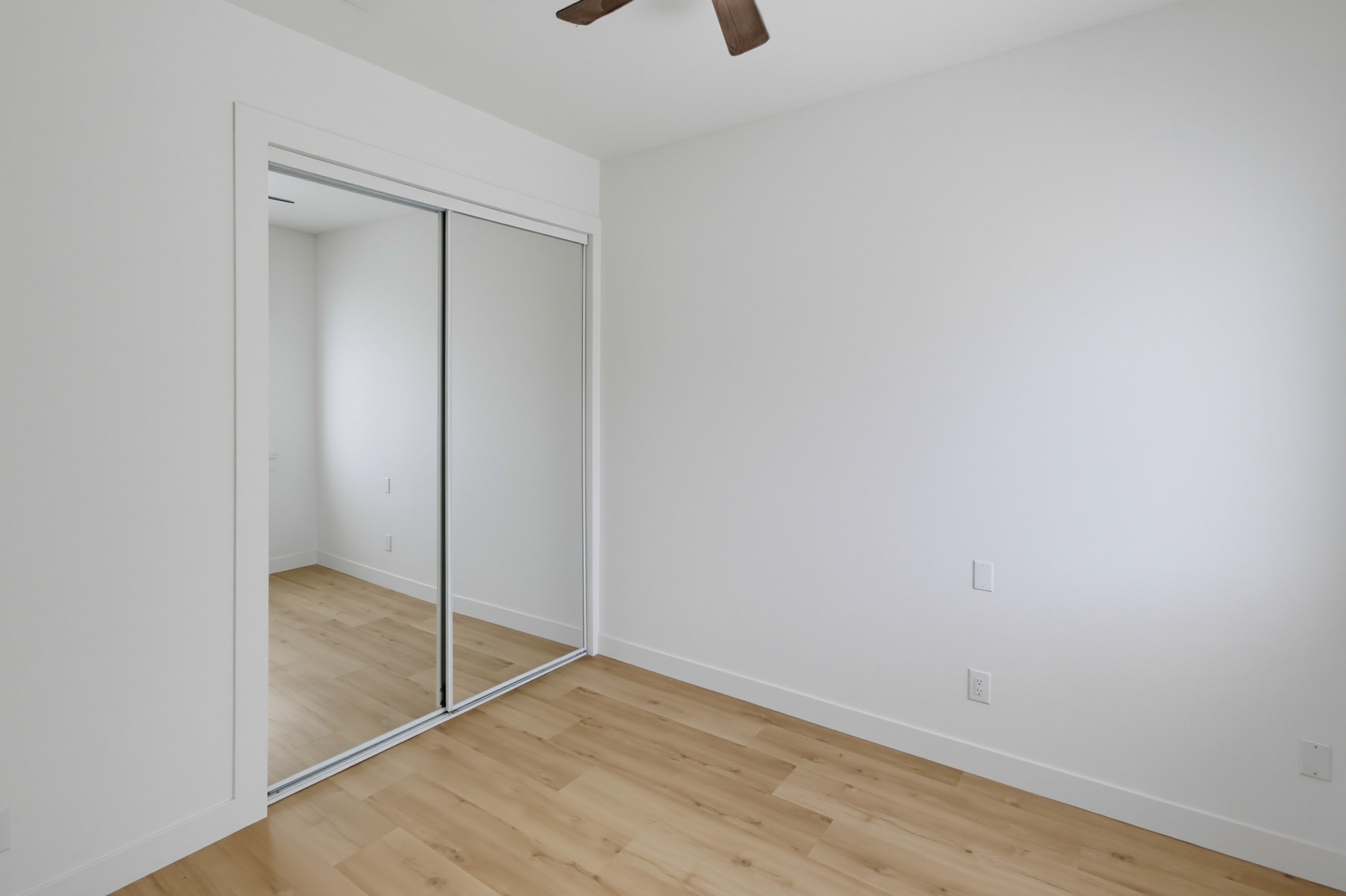 Virtual tour photo 18 of 31 for 242 E California Ave